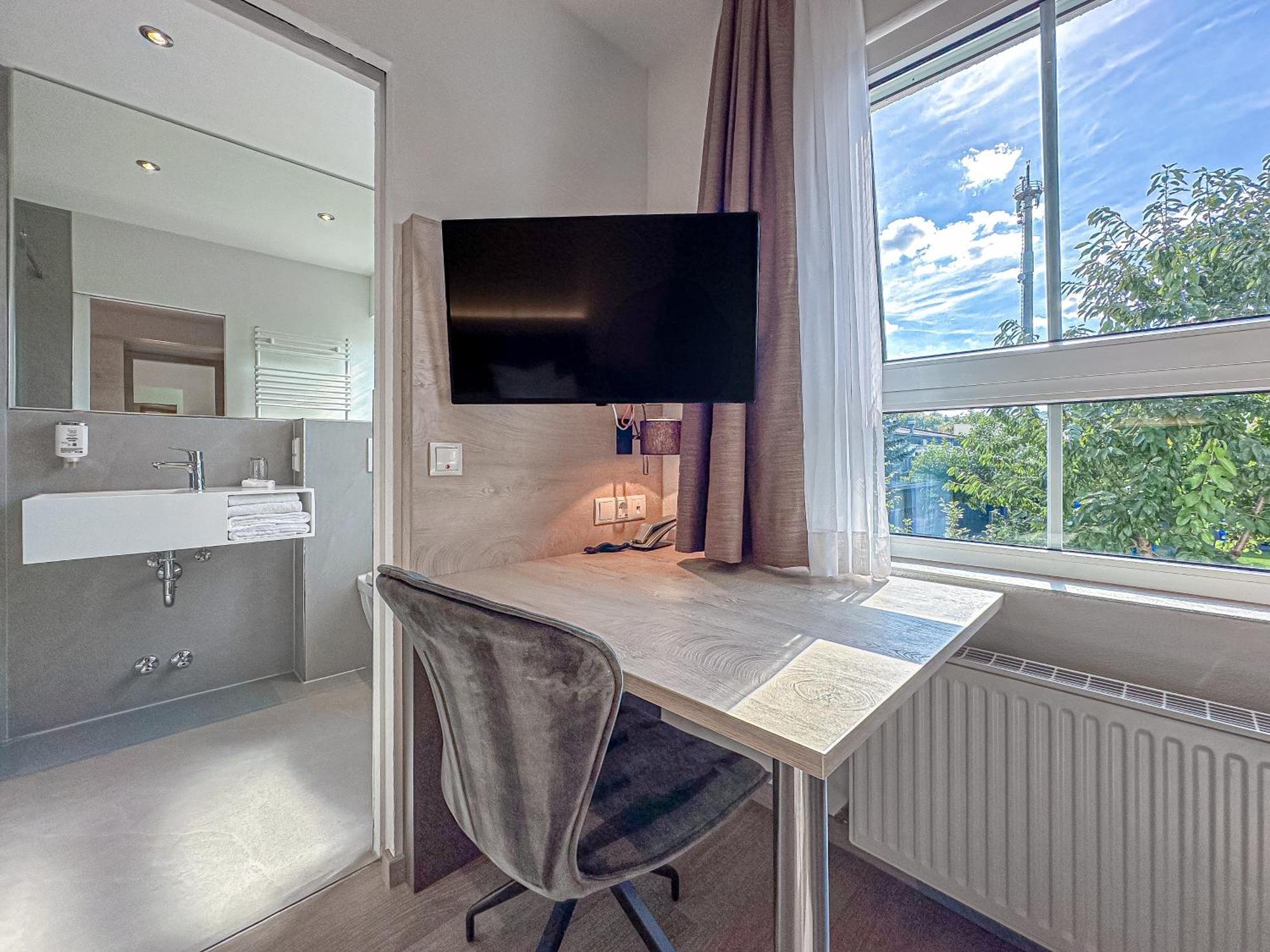 Tdyhomes Hotel Landstuhl Ngoại thất bức ảnh